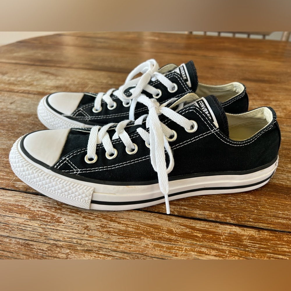 Converse Chuck Taylor All Star Sneakers Black Low Top Canvas Unisex M6 W8 - Picture 3 of 16